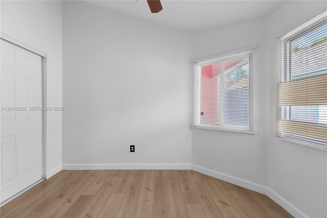 For Sale: $460,000 (3 beds, 2 baths, 1470 Square Feet)