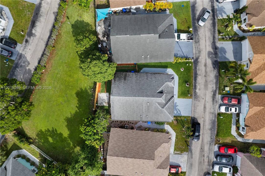 For Sale: $460,000 (3 beds, 2 baths, 1470 Square Feet)