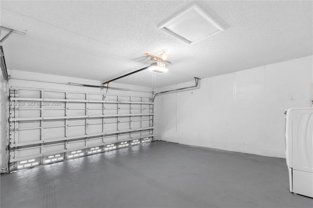 For Sale: $460,000 (3 beds, 2 baths, 1470 Square Feet)