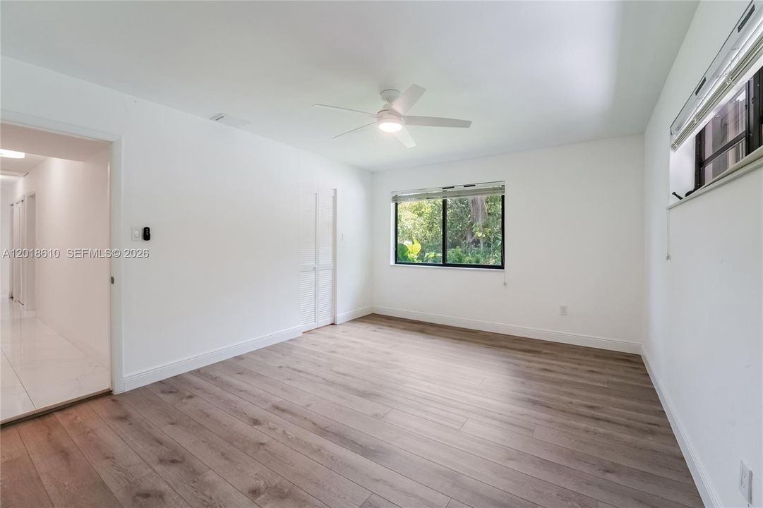 For Sale: $1,640,000 (5 beds, 3 baths, 2902 Square Feet)