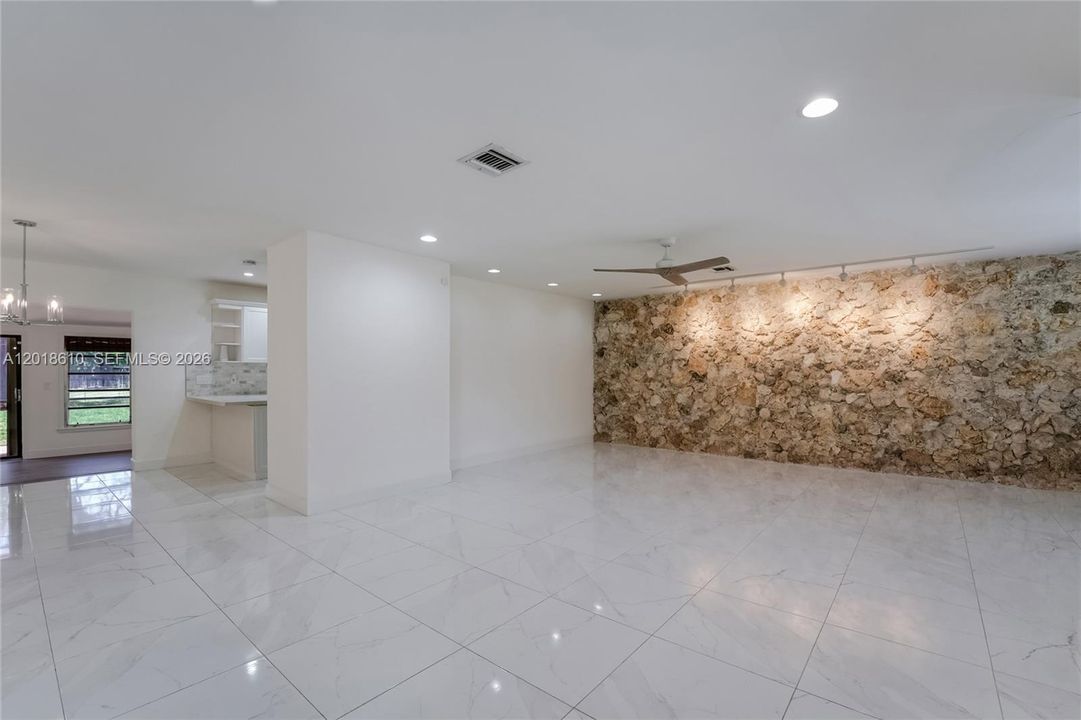 For Sale: $1,640,000 (5 beds, 3 baths, 2902 Square Feet)
