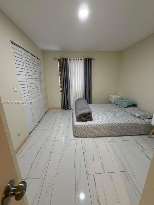 В аренду: $4,400 (4 спален, 3 ванн, 2198 Квадратных фут)