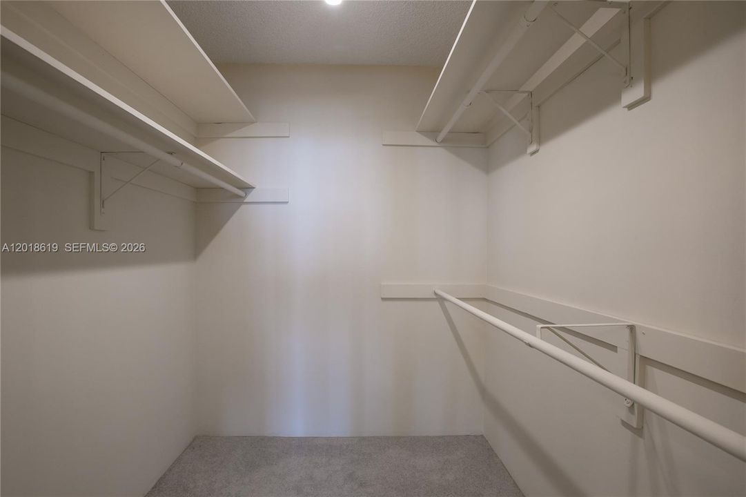 For Sale: $250,000 (2 beds, 3 baths, 1950 Square Feet)