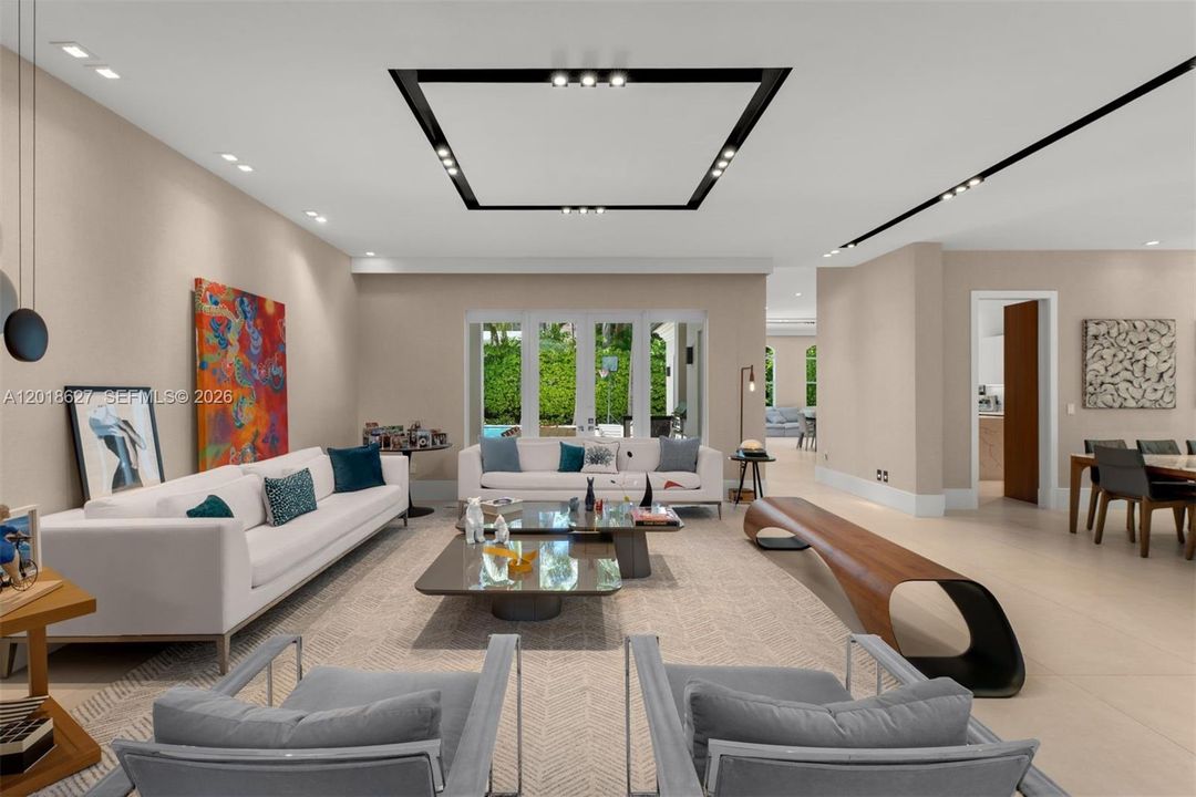 For Sale: $7,495,000 (7 beds, 6 baths, 4513 Square Feet)