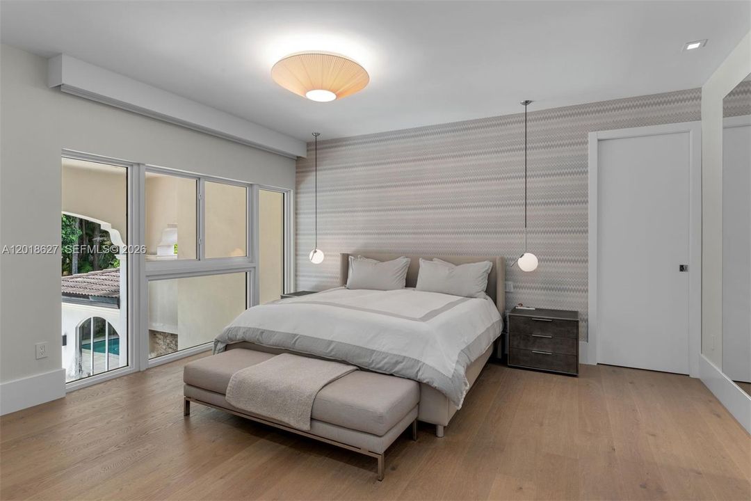 For Sale: $7,495,000 (7 beds, 6 baths, 4513 Square Feet)