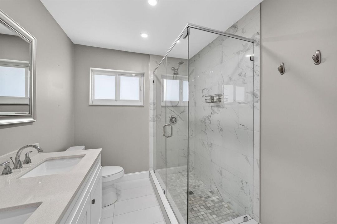 44-web-or-mls-851 NW 42nd Pl_MEDIA360VR-