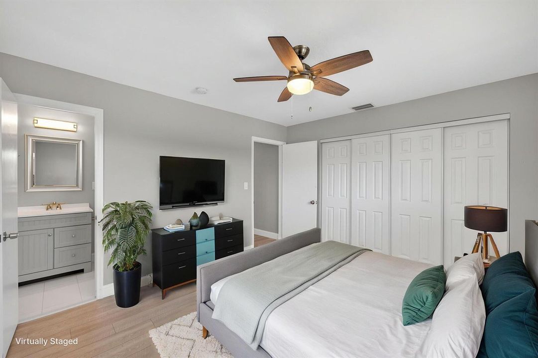 48-web-or-mls-851 NW 42nd Pl_MEDIA360VR-
