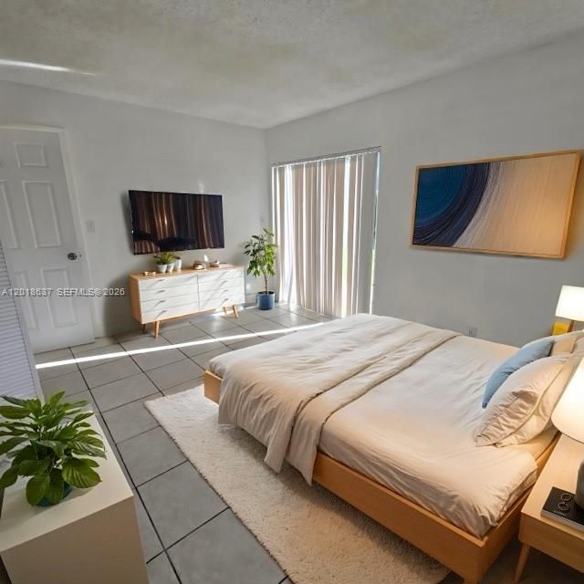 For Sale: $218,000 (2 beds, 2 baths, 832 Square Feet)