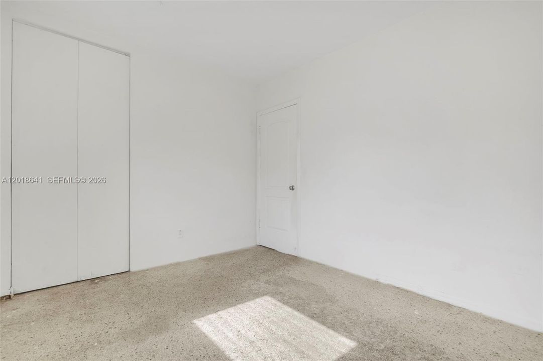 Active With Contract: $375,000 (3 beds, 2 baths, 1197 Square Feet)