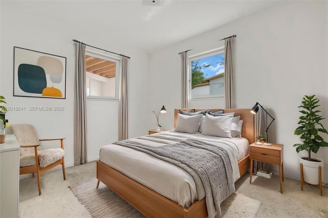 Active With Contract: $375,000 (3 beds, 2 baths, 1197 Square Feet)