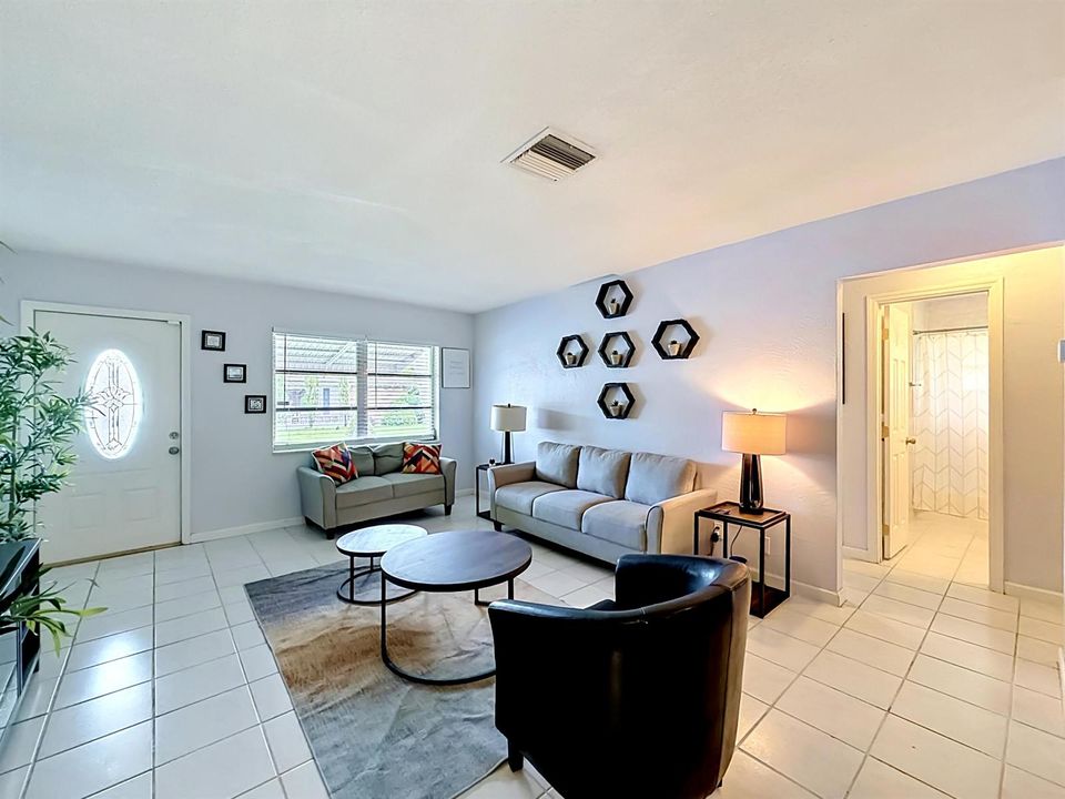 7210 NW 77th Street-21