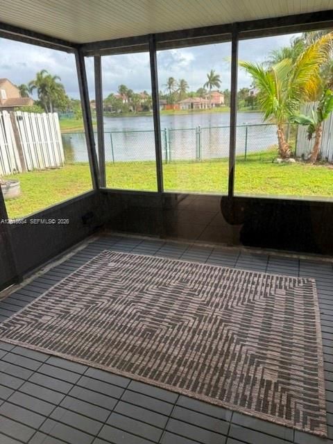 Active With Contract: $2,600 (2 beds, 2 baths, 1042 Square Feet)