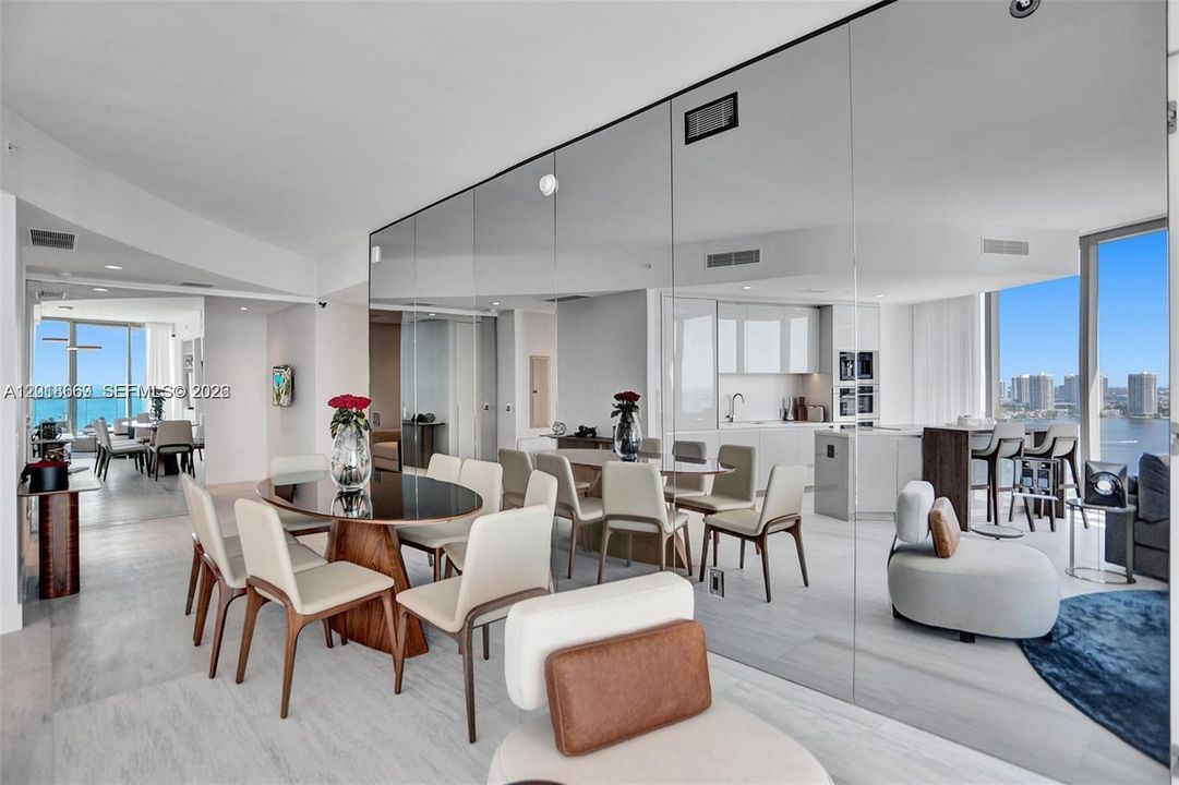 For Sale: $3,050,000 (2 beds, 2 baths, 1592 Square Feet)