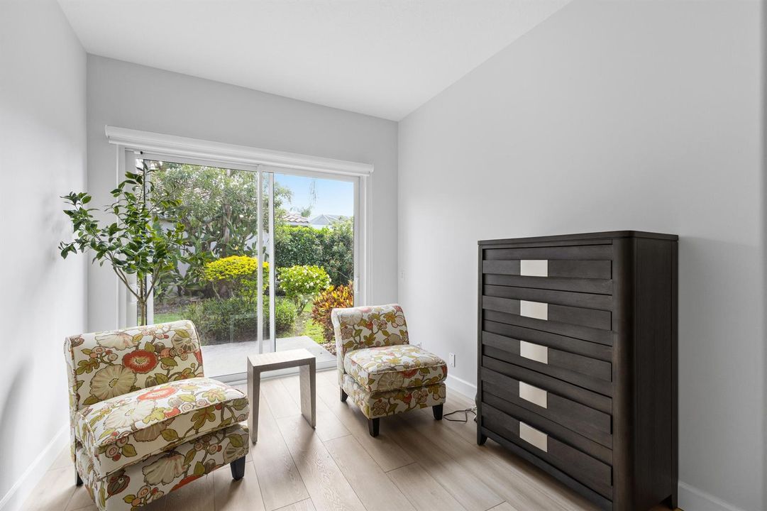 Primary bedroom sitting area