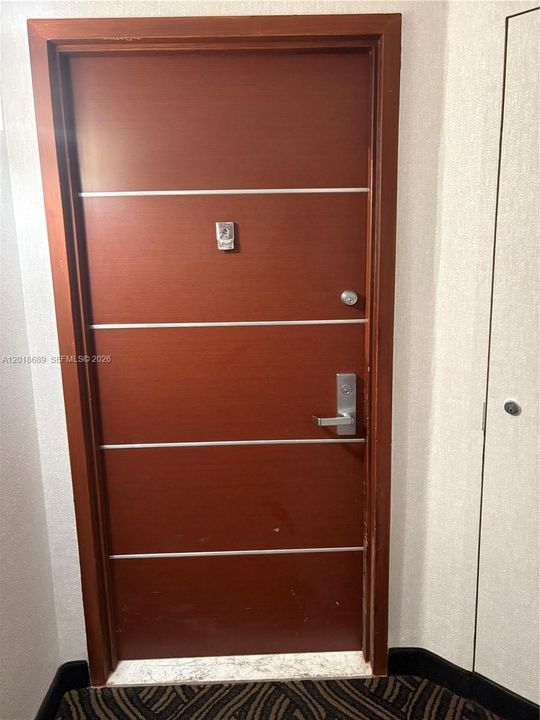 Activo con contrato: $3,200 (2 camas, 2 baños, 1302 Pies cuadrados)