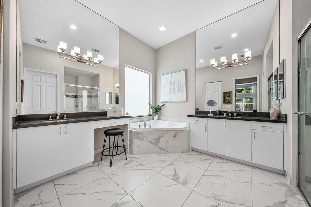 Luxurious Primary Bath