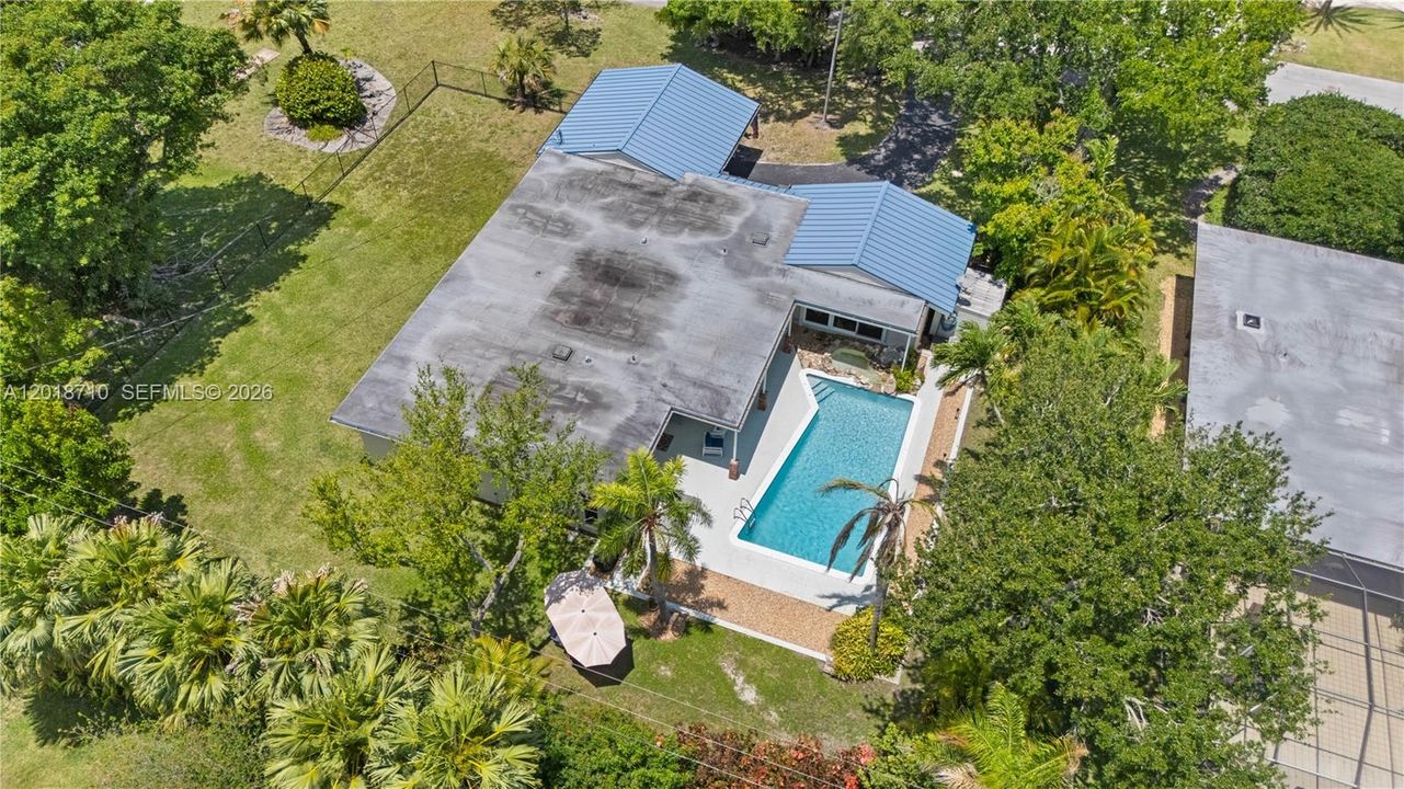 En Venta: $1,189,000 (4 camas, 2 baños, 2344 Pies cuadrados)