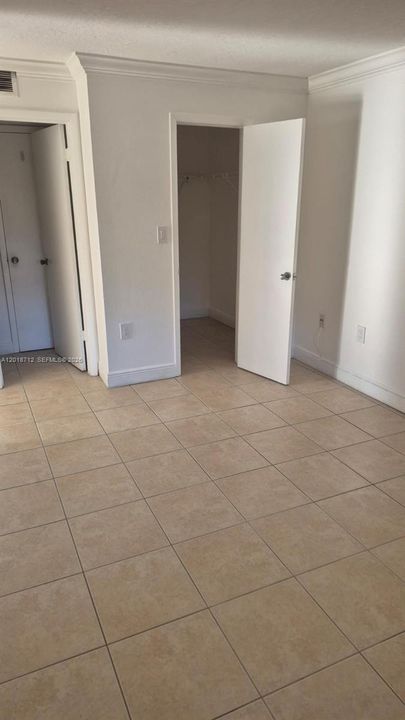 For Rent: $1,825 (1 beds, 1 baths, 747 Square Feet)