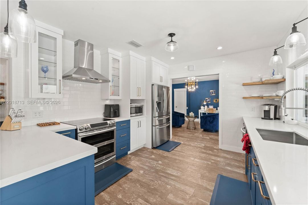 For Rent: $6,000 (4 beds, 2 baths, 2344 Square Feet)