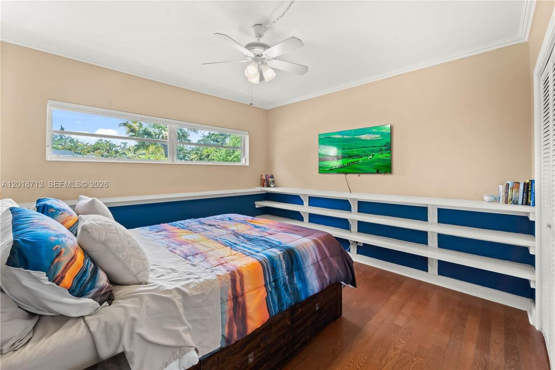 For Rent: $6,000 (4 beds, 2 baths, 2344 Square Feet)