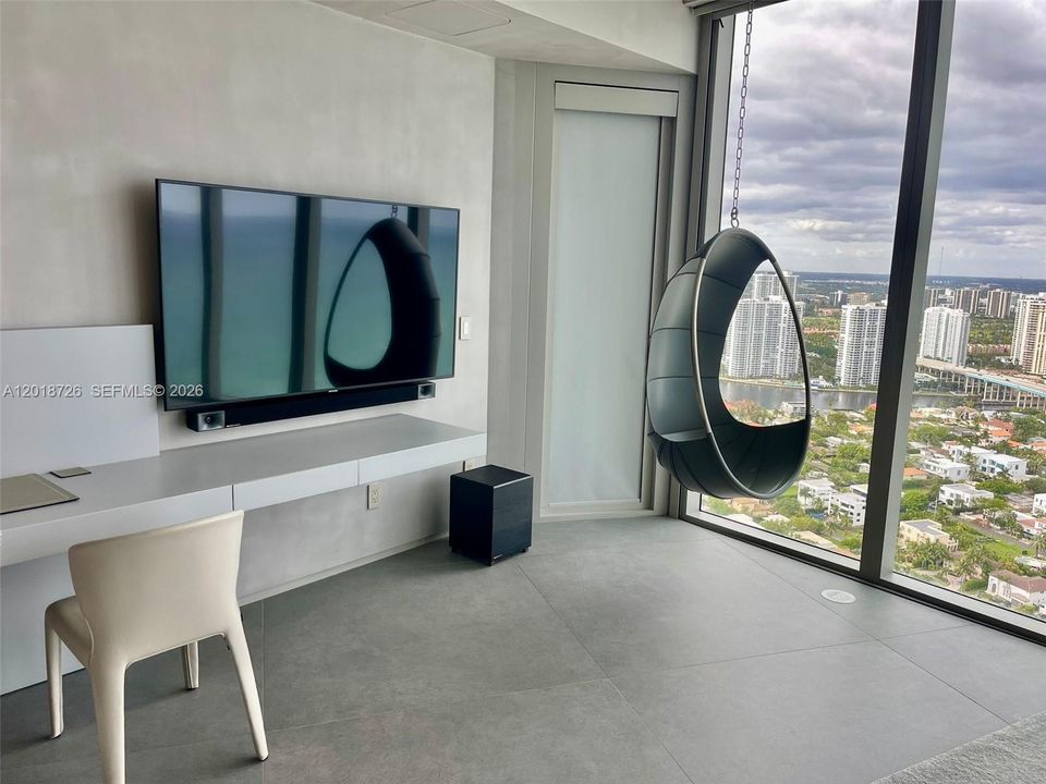 For Sale: $8,500,000 (4 beds, 4 baths, 4154 Square Feet)