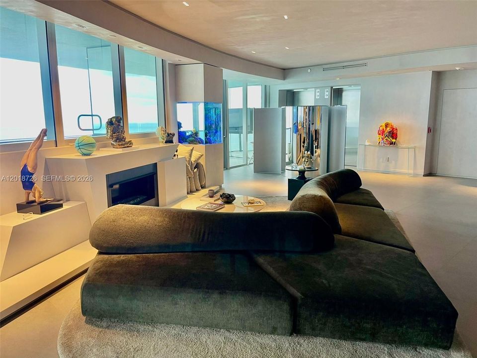 For Sale: $8,500,000 (4 beds, 4 baths, 4154 Square Feet)