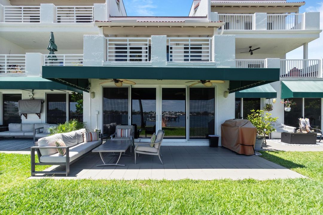 316 N Lake Dr Lantana FL 33462-large-035