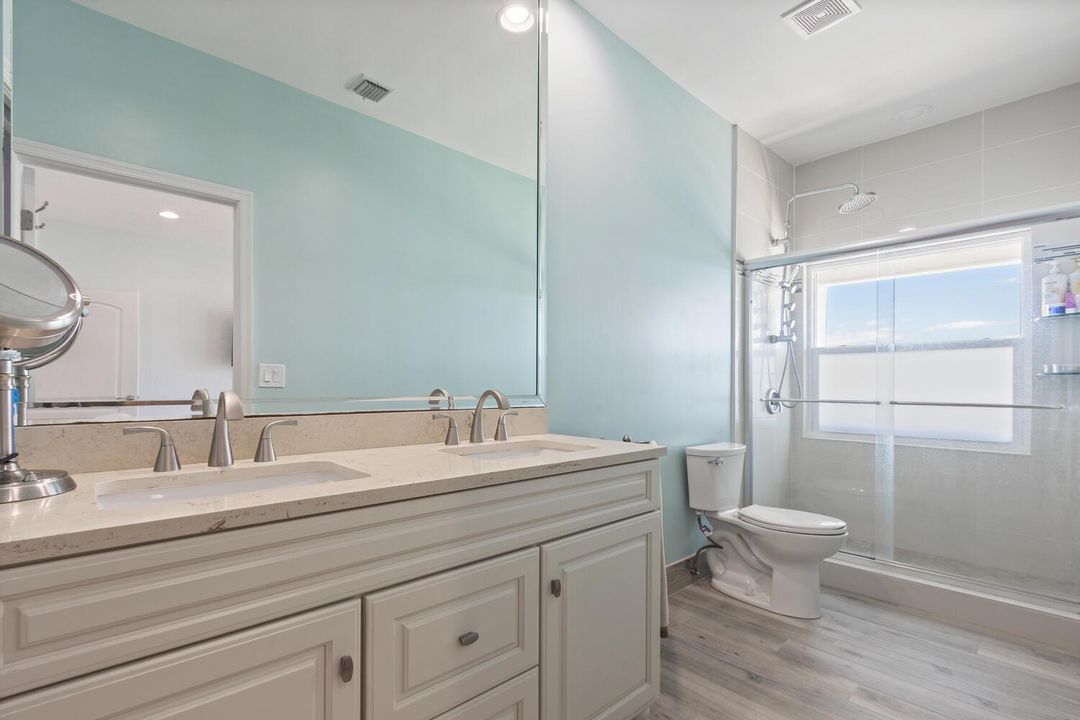 316 N Lake Dr Lantana FL 33462-large-024