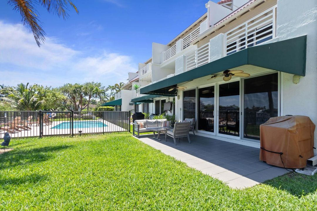 316 N Lake Dr Lantana FL 33462-large-034