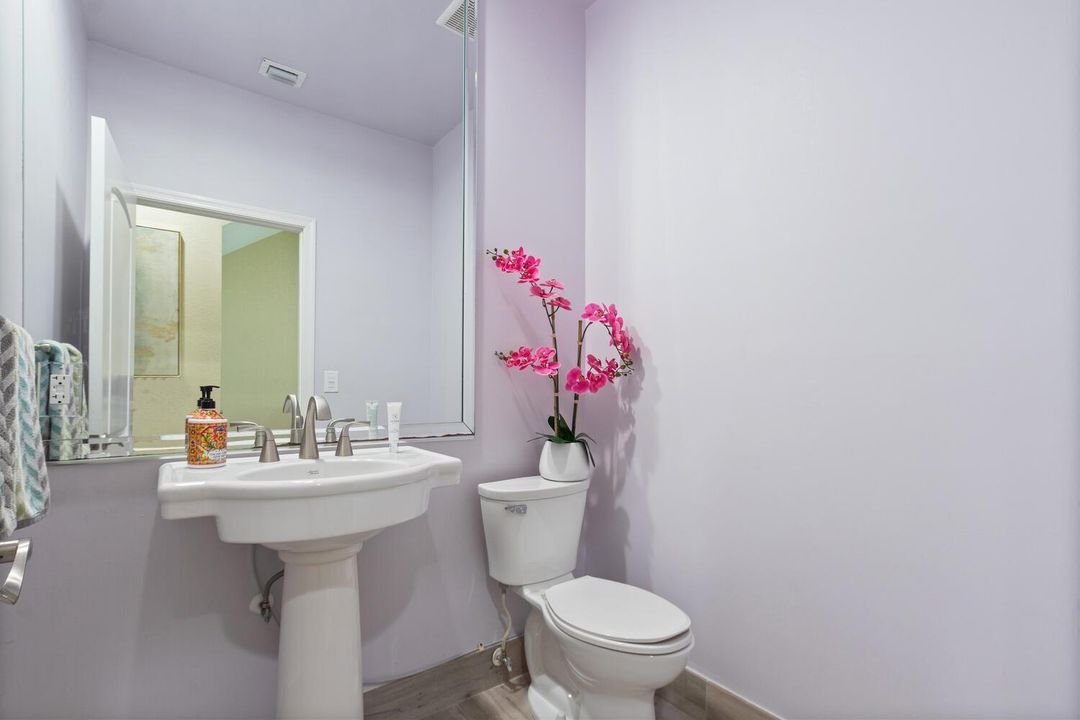 316 N Lake Dr Lantana FL 33462-large-017