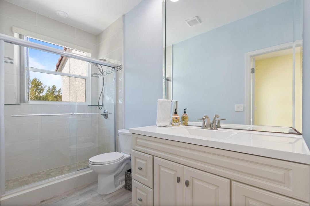 316 N Lake Dr Lantana FL 33462-large-028
