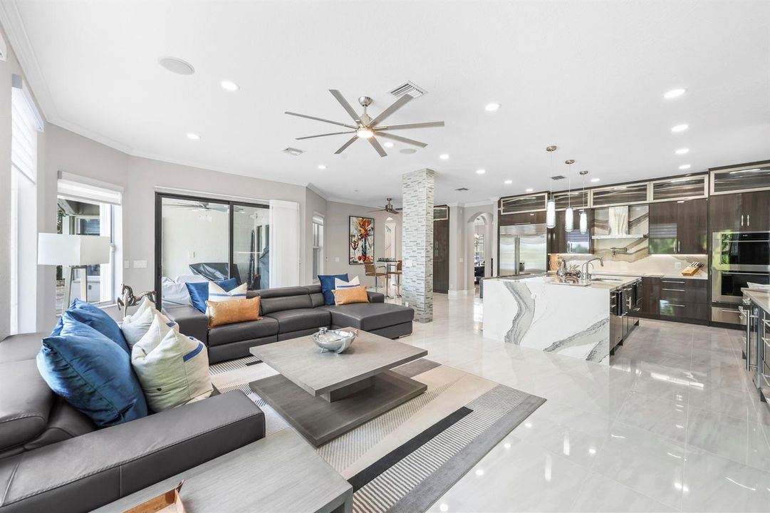 10980 Northwest 69th Pl - 33.jpg-FULL