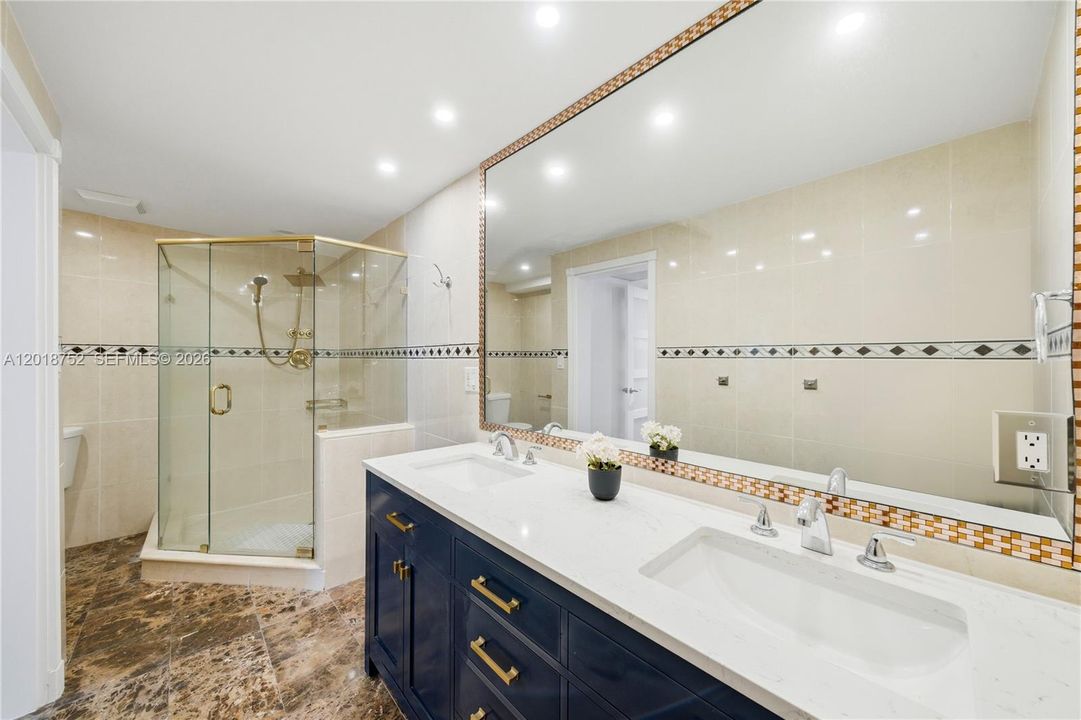 Principal Bathroom