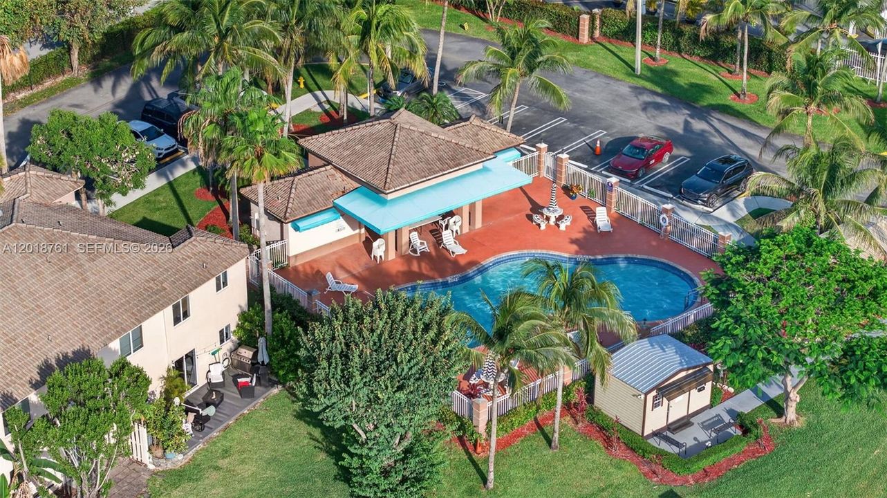 En Venta: $200,000 (2 camas, 2 baños, 815 Pies cuadrados)