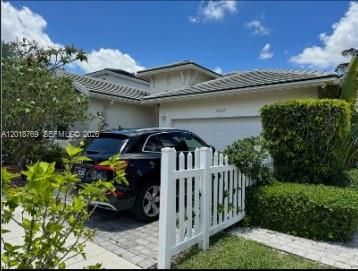 На продажу: $551,500 (3 спален, 2 ванн, 1876 Квадратных фут)
