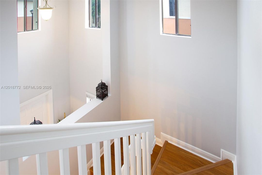 For Rent: $2,500 (2 beds, 2 baths, 1551 Square Feet)