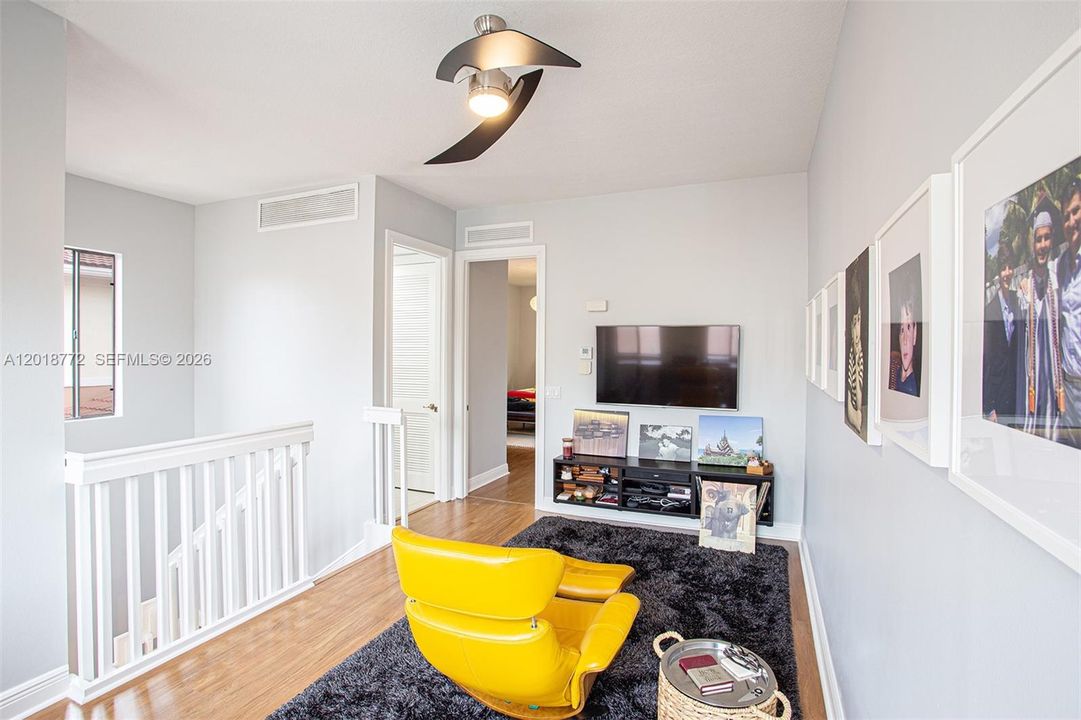 For Rent: $2,500 (2 beds, 2 baths, 1551 Square Feet)