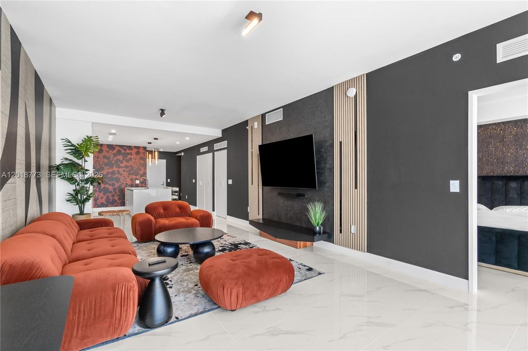 В аренду: $12,000 (2 спален, 3 ванн, 1306 Квадратных фут)