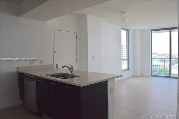 Activo con contrato: $2,600 (1 camas, 1 baños, 693 Pies cuadrados)
