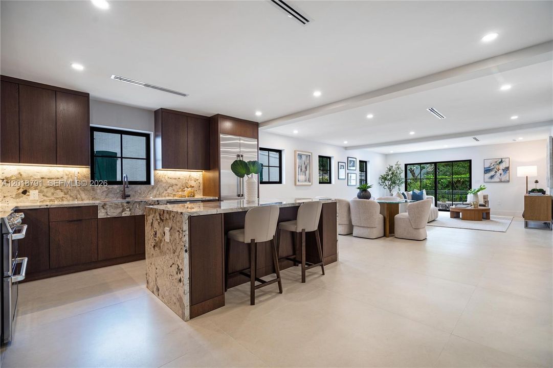 For Sale: $2,900,000 (3 beds, 4 baths, 2163 Square Feet)