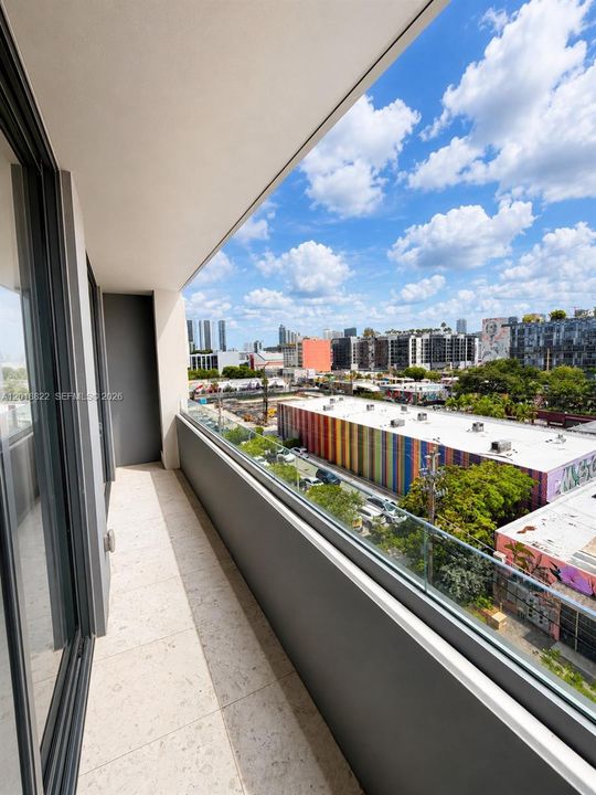 For Sale: $729,000 (1 beds, 1 baths, 720 Square Feet)