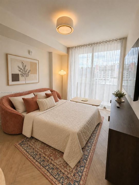 For Sale: $729,000 (1 beds, 1 baths, 720 Square Feet)