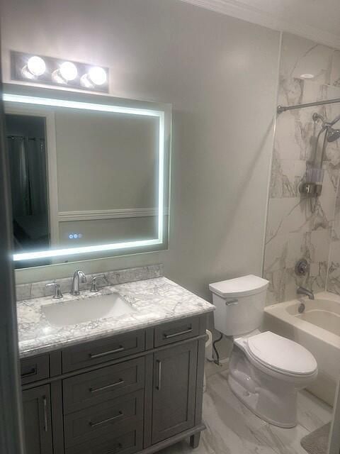 717 master bath 2