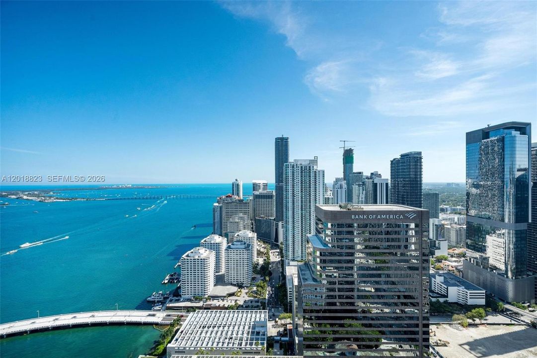 For Sale: $850,000 (2 beds, 2 baths, 1255 Square Feet)