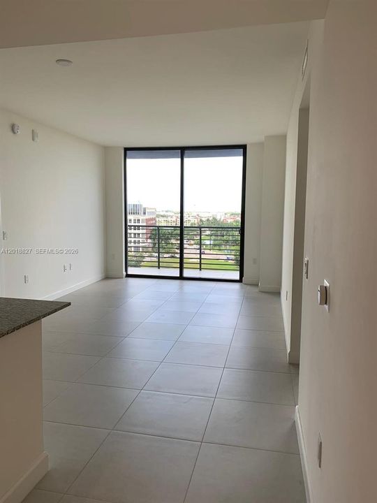 En Renta: $4,700 (3 camas, 3 baños, 1379 Pies cuadrados)