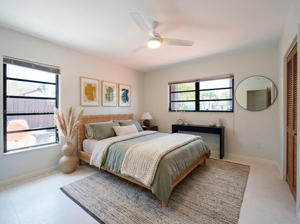 Activo con contrato: $899,000 (4 camas, 2 baños, 2481 Pies cuadrados)