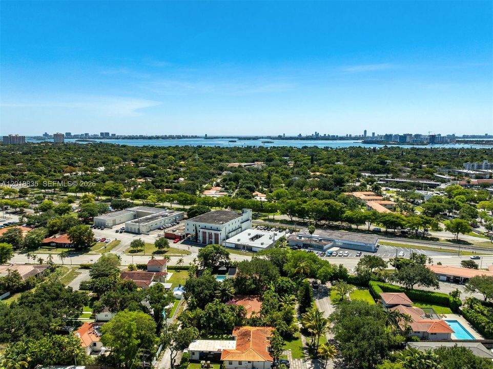 For Sale: $2,600,000 (5 beds, 5 baths, 2798 Square Feet)
