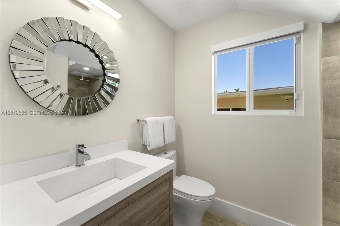 For Sale: $2,600,000 (5 beds, 5 baths, 2798 Square Feet)