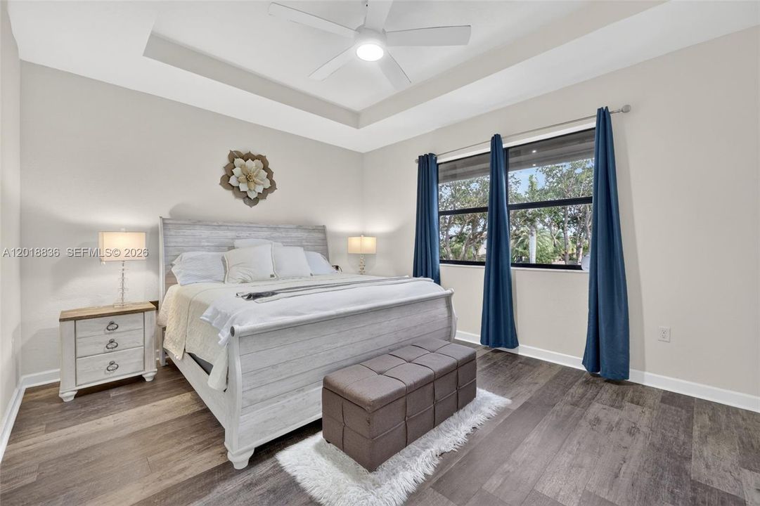 Activo con contrato: $525,500 (3 camas, 2 baños, 2115 Pies cuadrados)