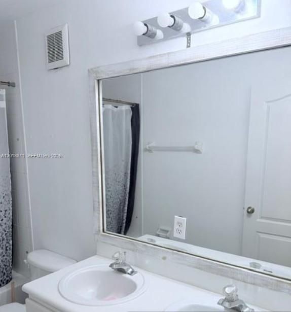 En Renta: $3,200 (3 camas, 2 baños, 1650 Pies cuadrados)